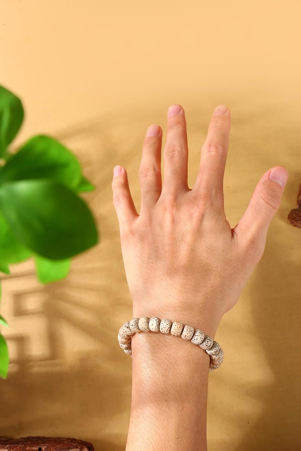 Bodhi Bead Bracelet, Healing Bracelet, Handcrafted with 26 8mm Star Moon Bodhi Beads, 7.87-inch elastic healing bracelet, perfect for meditation and attracting good fortune